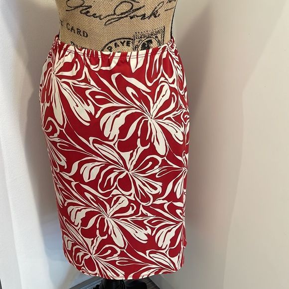 BCBG Maxazria skirt - Picture 3 of 4